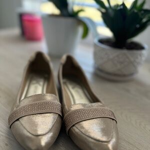 Elegant AK Women's Gold Flats